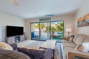 Beachside Villas 204B